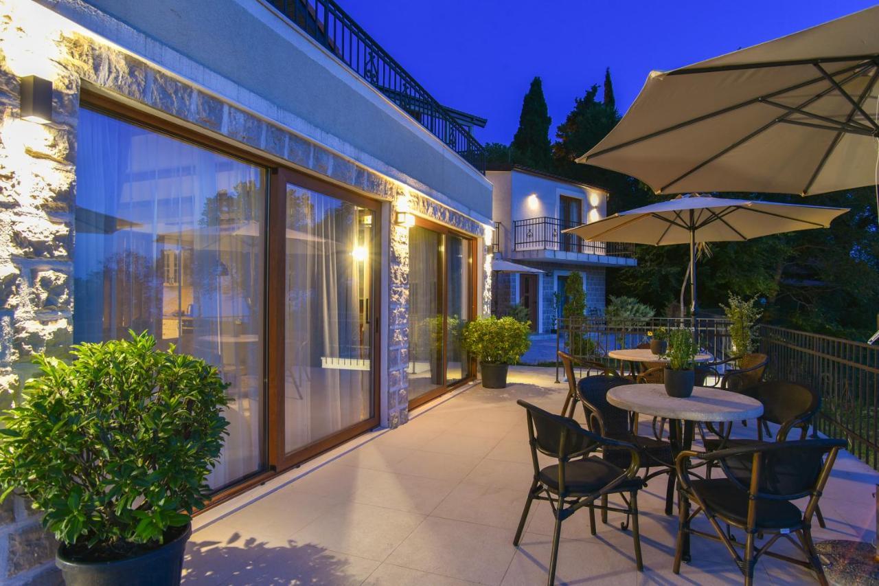 Sunset & Sunrise Villas In Stanisici-Two Villas With Common Pool Budva Exterior photo
